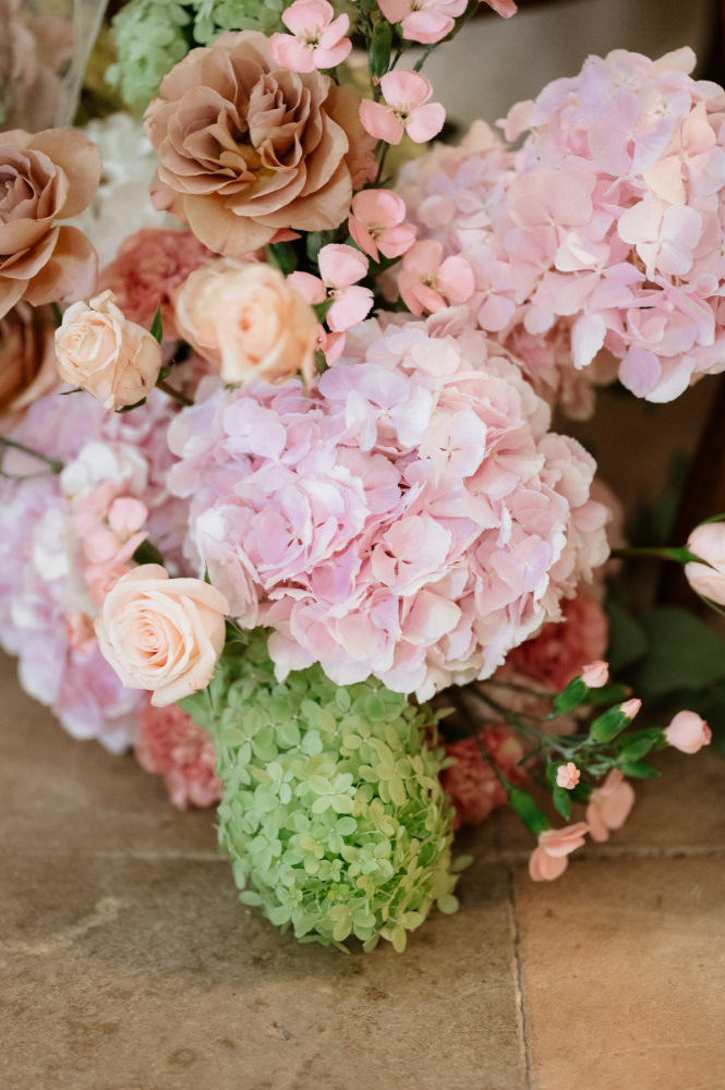 luxurious wedding in vineyard in Provence mariage raffiné dans un vignoble en Provence