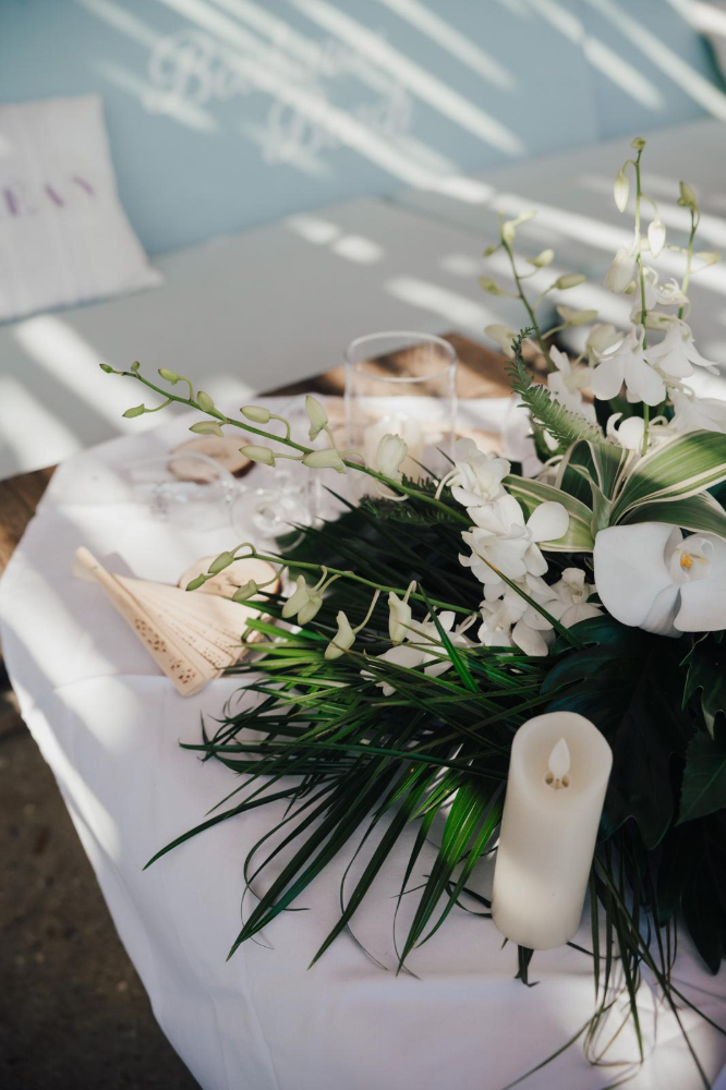 Mariage intimiste de luxe en bord de Méditerranée Mariage intimiste de luxe en bord de Méditerranée