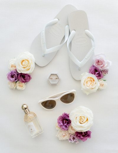 Mariage intimiste et exclusif dans une crique méditerranéenne, célébré sur trois jours avec trois designs distincts